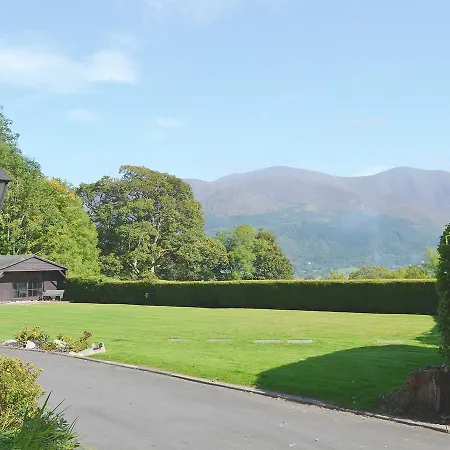 5 Ladstock Hall Holiday home *