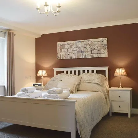 5 Ladstock Hall Holiday home
