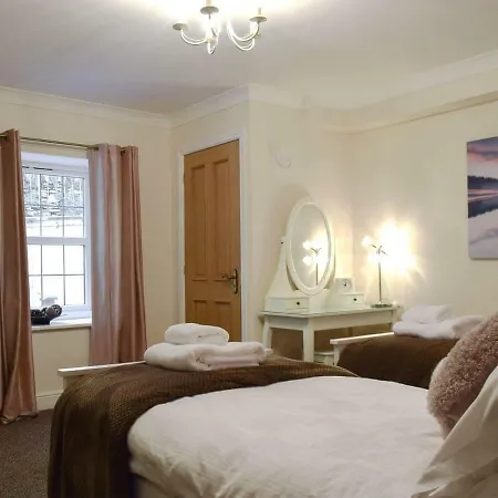 5 Ladstock Hall Braithwaite